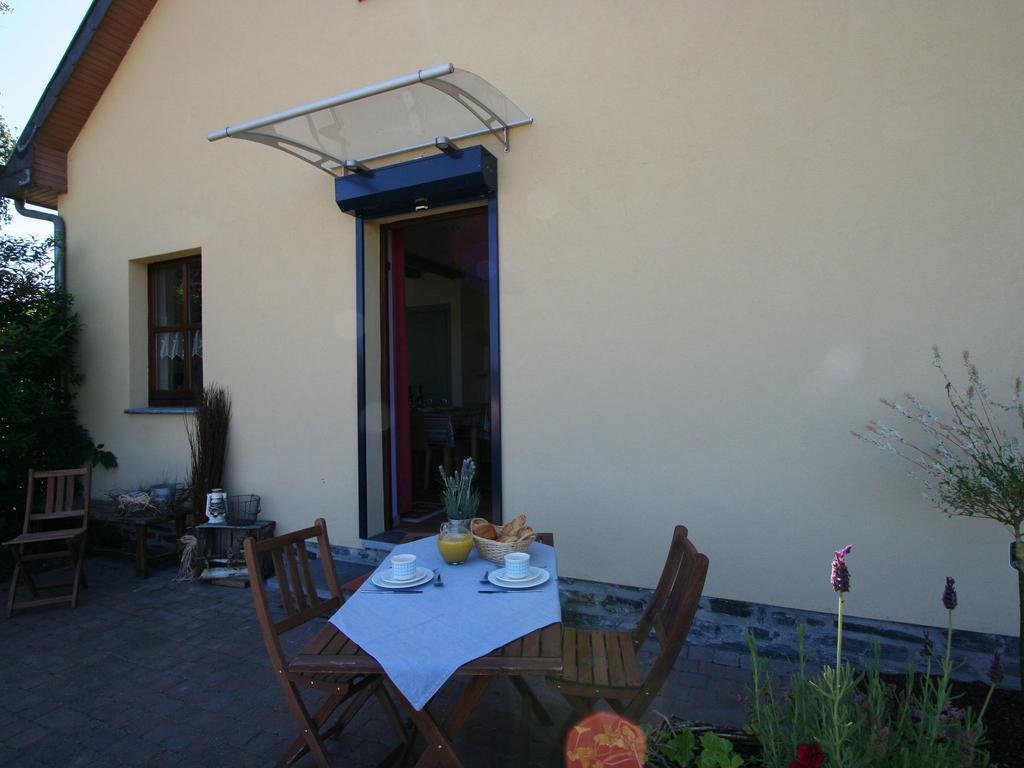 Peaceful Cottage In Ardennes With Private Terrace Bastenaken Buitenkant foto